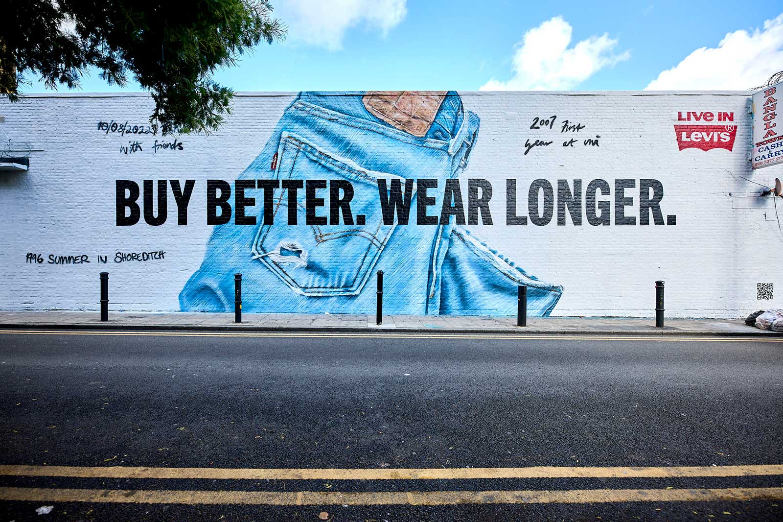 Levis hero section banner promoting seasonal sale on denim jackets and jeans